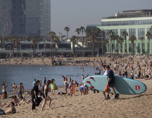 Barcelona obrirà les platges amb control d’aforament amb càmeres, videosensors i punts d’accés