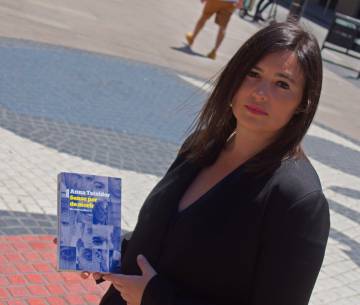 La periodista Anna Teixidor, autora del llibre 'Sense por de morir'.