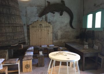 La Guàrdia Civil confisca un cocodril que decorava un restaurant de Cambrils