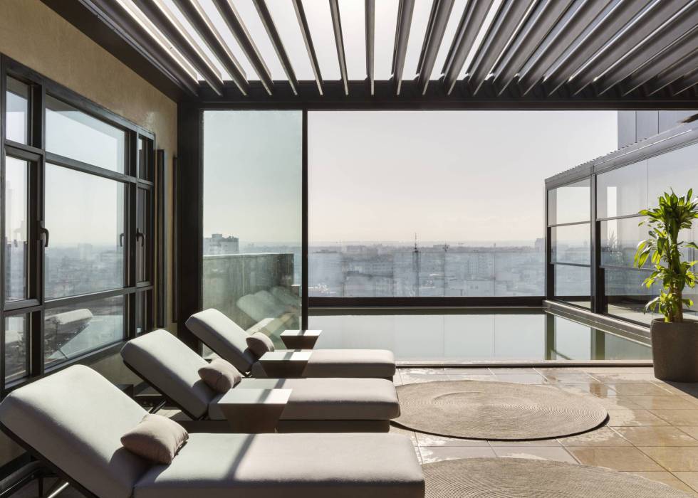 Terrassa del Radisson Blu. | Manolo Yllera
