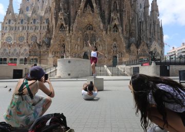 Barcelona reinicia un turisme de cotxe amb reserves d’última hora