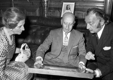 El dia que Dalí es va vestir d’almirall per rebre Franco
