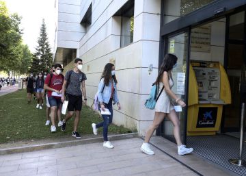 Selectivitat a la Lleida confinada: “Els Mossos del control ens han deixat passar i ens han desitjat sort en els exàmens”