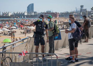 Barcelona redueix un 15% addicional l’aforament de les platges arran de l’augment dels contagis