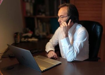 Barcelona obre un telèfon per prevenir el suïcidi