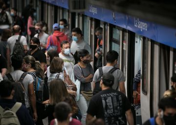 L’ús del metro i els autobusos de Barcelona repunta un 40% en dues setmanes