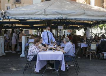 La limitació de reunions a només sis persones enfonsa bars i restaurants