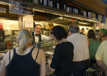 La cuina amagada dels mercats de Barcelona aflora en un llibre