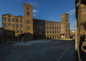 El sector artístic denuncia la mala praxi de Barcelona a la direcció de Fabra i Coats