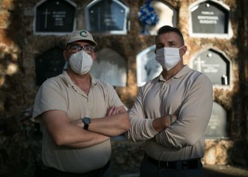 Enterradors en pandèmia, el pitjor any de les seves vides