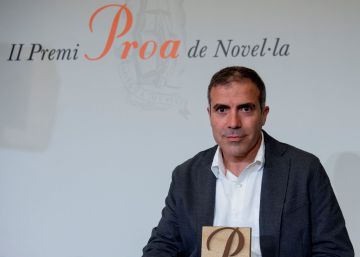 Francesc Serés guanya el premi Proa de novel·la