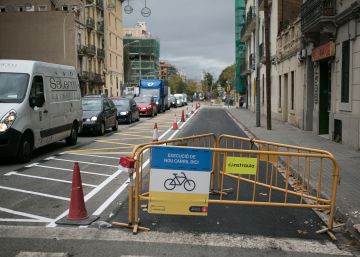 El carril bici que posarà fi a l’autopista del carrer Aragó