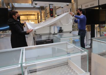 “Perdo 15.000 euros al mes per cada botiga tancada”