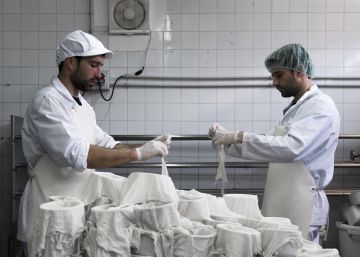Un formatge solidari corona Oriol i Jordi Domènech com a millors joves artesans de l’alimentació