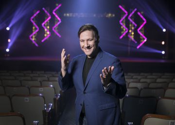 Les mil cares de Carlos Latre, a qui els famosos reclamen una imitació
