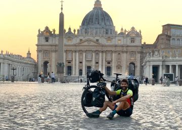 L’home que va visitar 43 països durant la pandèmia