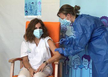 Les diferències en el pagament d'hores de vacunació a infermers són d'almenys el 35%
