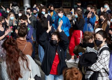 Els alumnes de l’Institut del Teatre exigeixen l’acomiadament de Joan Ollé