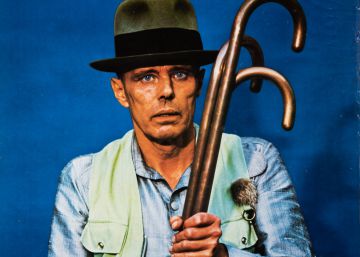 El pallasso mostra la ferida