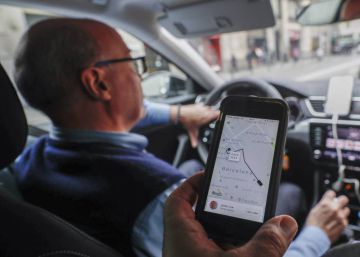 El retorn d’Uber a Barcelona reviu el conflicte amb els taxistes