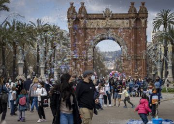 Catalunya reprèn la mobilitat amb mesures per evitar una quarta onada