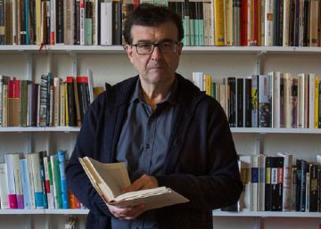 Javier Cercas actuarà legalment contra els qui l’acusen d’instigar una intervenció militar a Catalunya