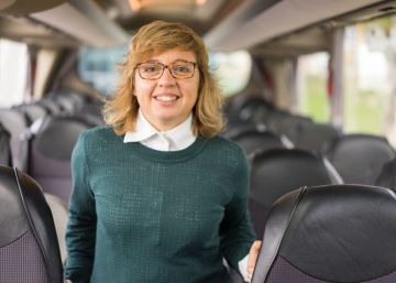 L’emprenedora que treu de les carreteres els cotxes que venia el seu besavi