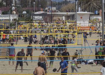 La policia es prepara per a una allau de festes i ‘botellons’