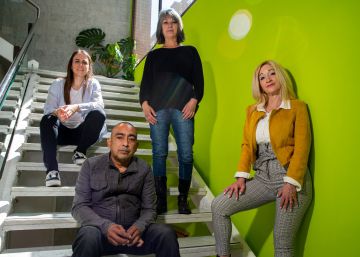 La crisi força milers de persones a reconvertir la seva carrera professional