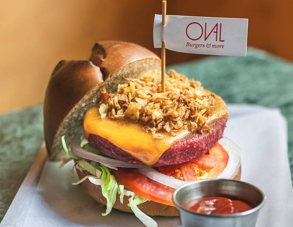 Cinc hamburgueses en diferents versions de restaurants de Barcelona