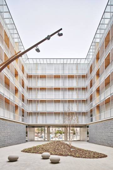 Edifici d'habitatge públic Pisa de Cornellà, que va obtenir un premi FAD d'arquitectura.