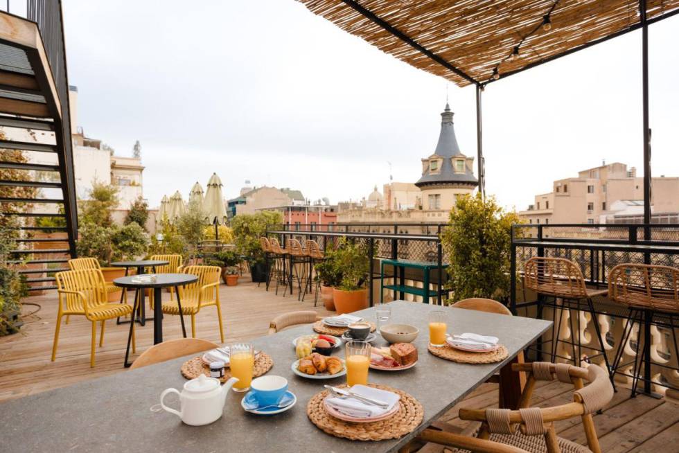 Cinc hotels de Barcelona que heu de descobrir per la terrassa