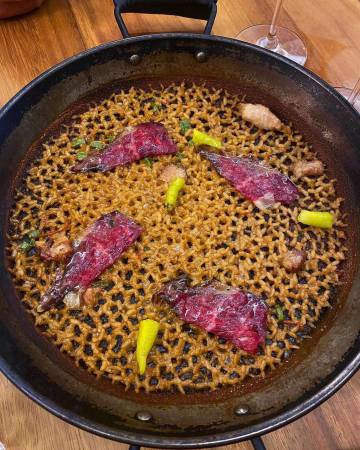 Cinc restaurants per encertar-la i provar els millors arrossos de Barcelona