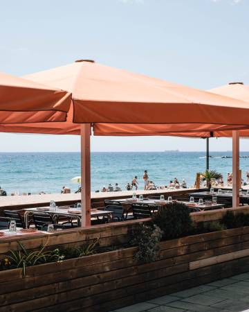 Cinc restaurants per encertar-la i provar els millors arrossos de Barcelona