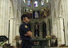 Desalojado de La Almudena un grupo de afectados por desahucios