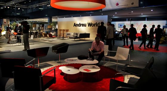 Las firmas galardonadas con los Premios Nacionales de Diseño, como la valenciana Andreu World, tienen un espacio propio en Habitat.