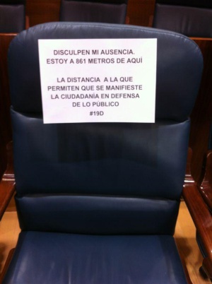 Mensaje en un escaño de IU.