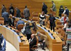 Bronca sin precedentes en el Parlamento tras el veto a invitados de la oposición