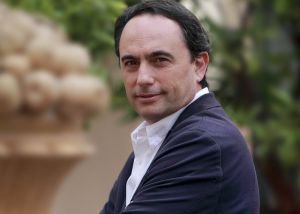 Un tercio de los ediles de Barcelona gana más de 100.000 euros al año