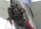 Dos heridos leves al chocar contra la pista un avión en Barajas