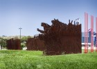 Miró pide al juez que impida el traslado de su escultura de Gandia