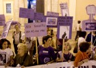 Las feministas protestan contra la ley del aborto de Gallardón