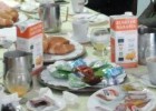 El PP de Sanlúcar sirvió zumos del Banco de Alimentos