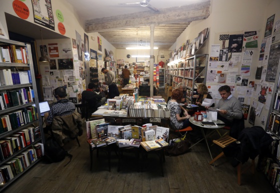 Taller de escritura de la librería café La Fugitiva.