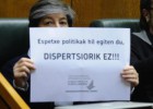 La muerte de un preso aviva el debate sobre la dispersión