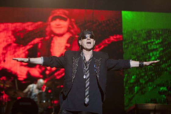 Stranglers y Scorpions despejan el cielo lluvioso del Azkena Rock