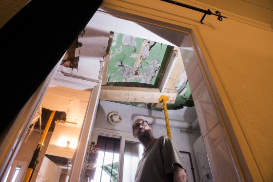 Imatge d'un dels pisos de l'edifici desallotjat