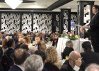 Aburto defiende un impuesto para asegurar la dependencia