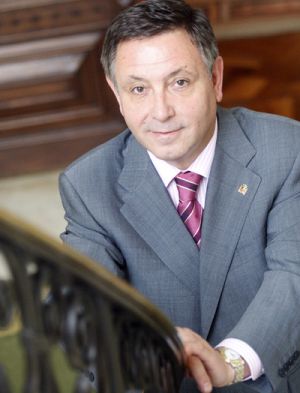 Mikel Cabieces.