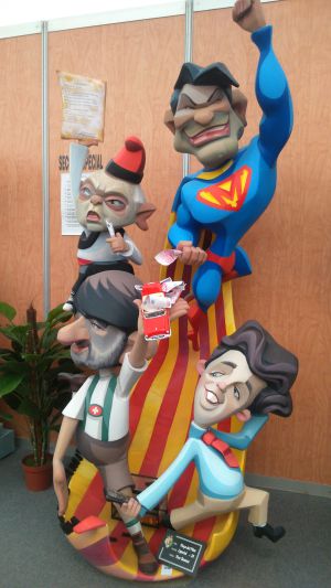 Escena de la Falla El Pilar, con Artur Mas, Pujol y el Pequeño Nicolás.